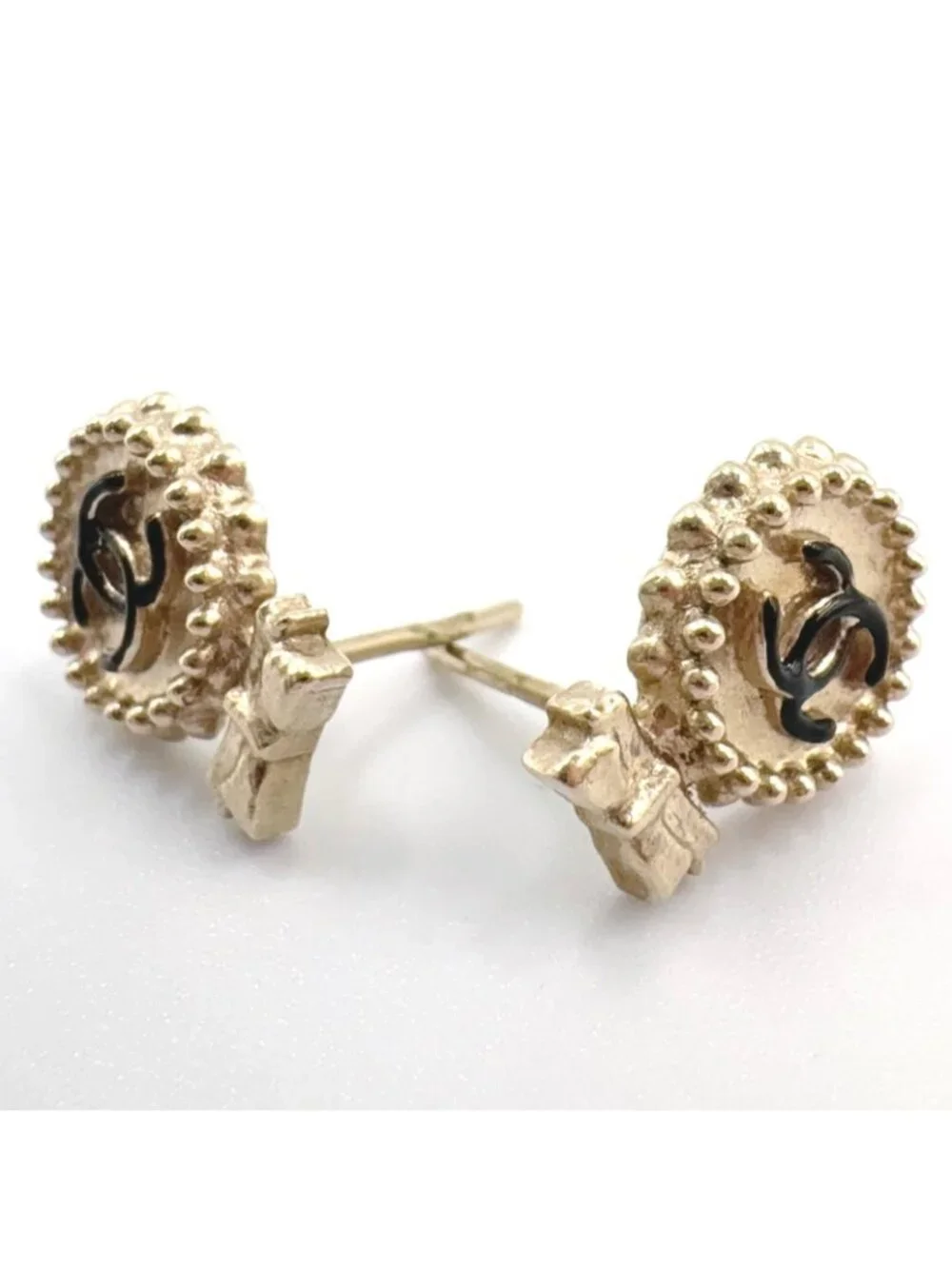 Chanel Ribbon Motif Circle CC Logo Black Earrings